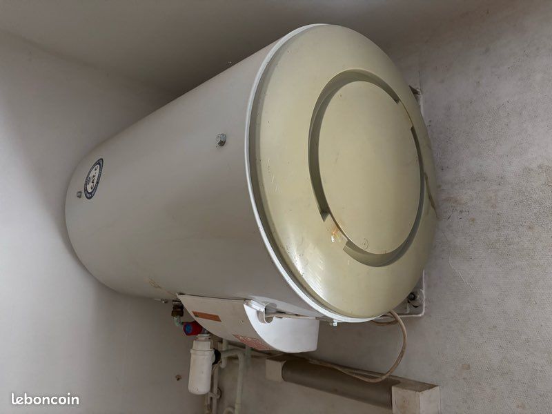 Chauffe eau électrique 1.500 W, indicateur LED, Base ° et double