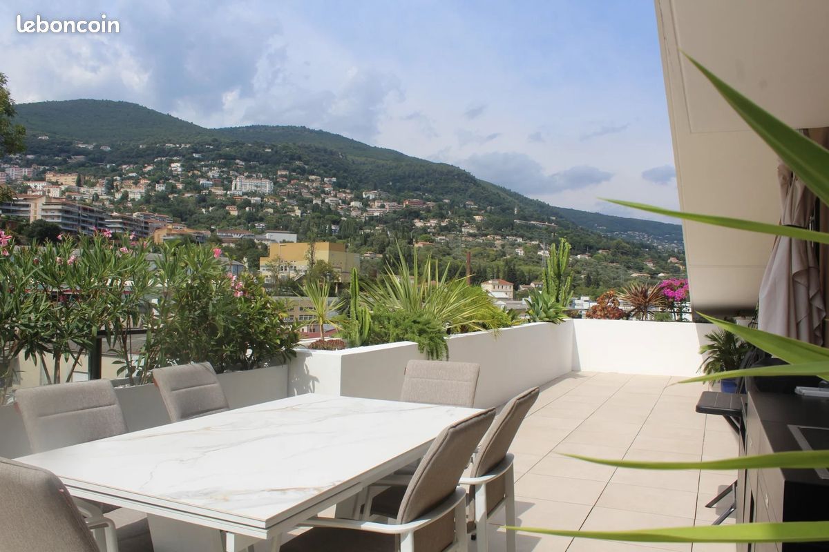 Appartement 4 pièces 97 m² · à Grasse · 97 m² · 493 500 €