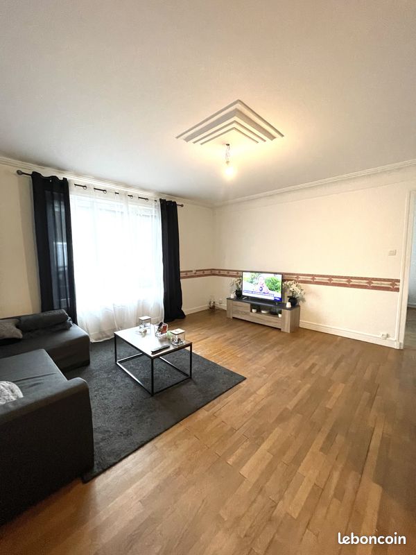 Appartement 3 pièces 77 m² · à Échirolles · 77 m² · 95 000 €