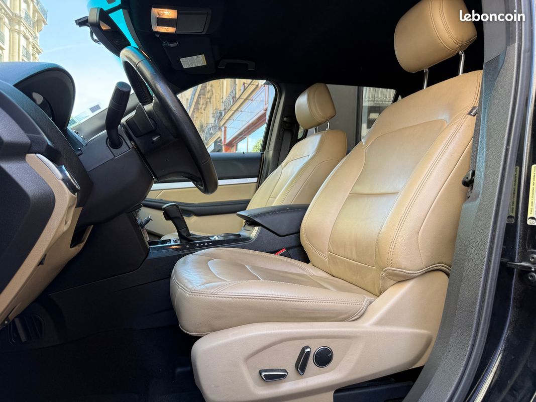 Ford Explorer V6 3.5 365 XLT (image 9)