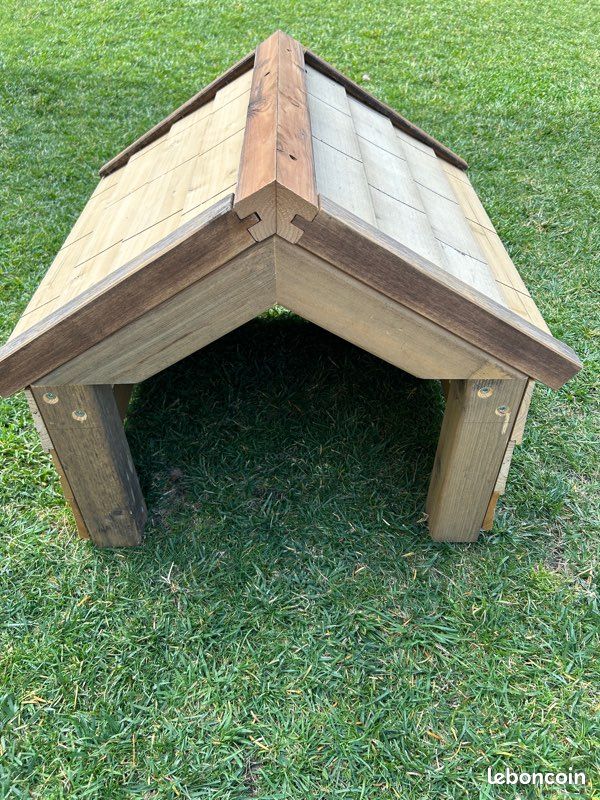 Niche en bois (image 1)