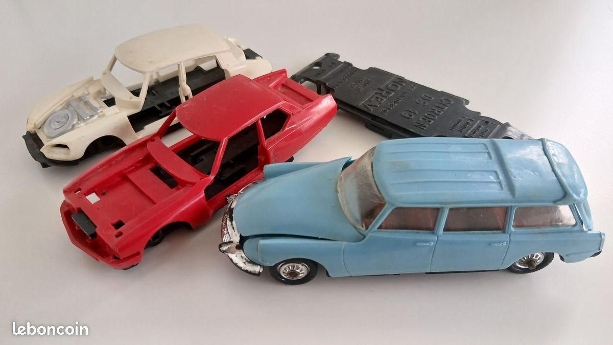 NOREV 1/43 Citroën ID19 Familiale 1967 Bordeaux + Remorque Artisanale AU756