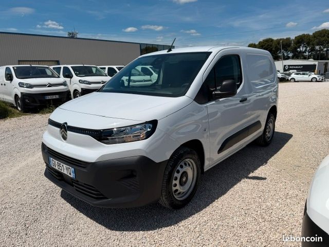 Citroen BERLINGO VAN BLUEHDI 100 CH VEHICULE NEUF CARPLAY CAMERA 3 PLACES (image 2)