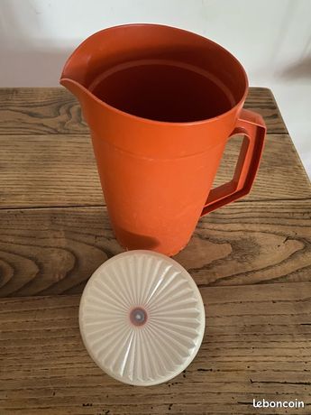 15⚜️ Ancien Pichet Avec Couvercle Hermétique Tupperware