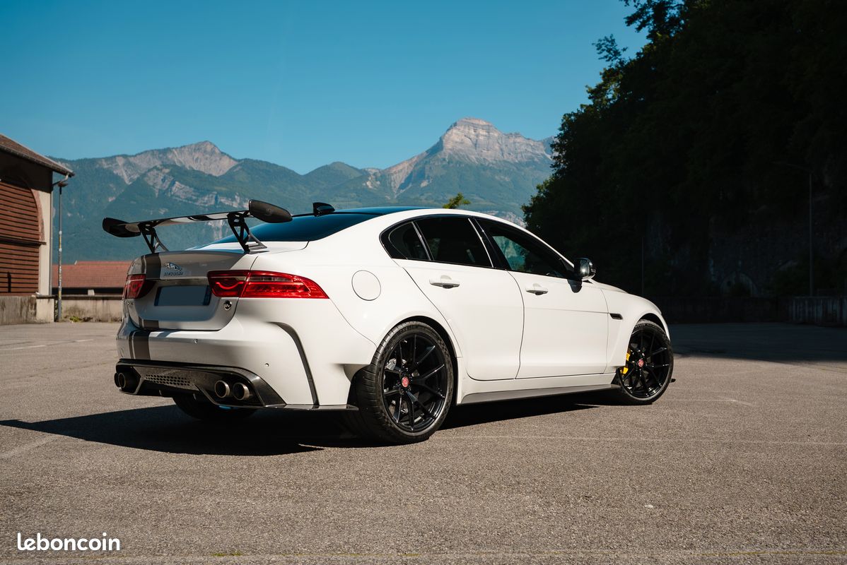 Jaguar xe sv project 8 v8 5.0l 600ch – 1of300 (image 4)