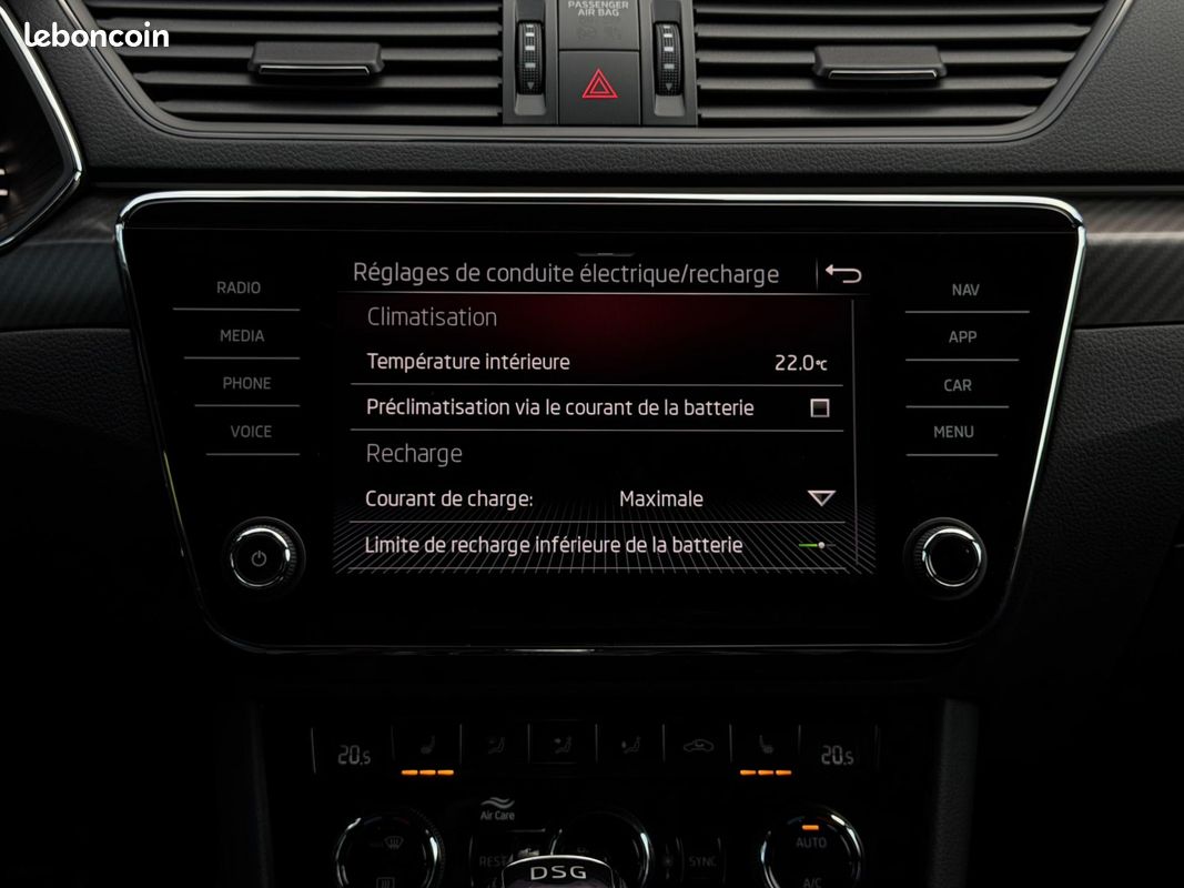 SKODA SUPERB Sportline TSI PHEV Hyrbide recharg 218 DSG 1ère Main Attelage Caméra Kessy GPS (image 39)