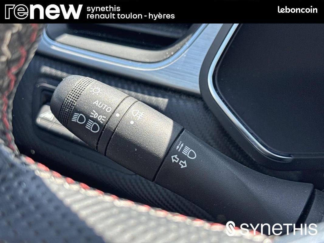Renault Captur E-Tech 145 - 21 R.S. Line (image 25)