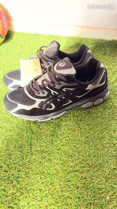 ASICS gel nyc noir Chaussures