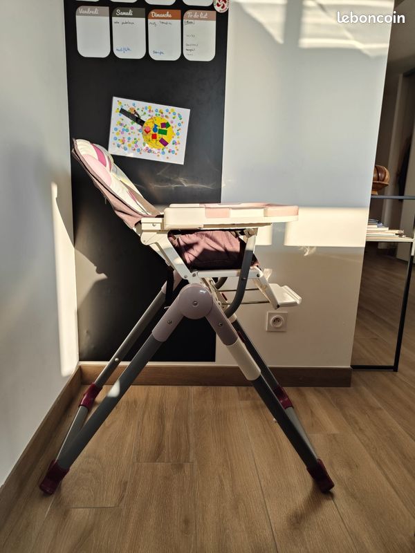 Chaise haute (image 3)