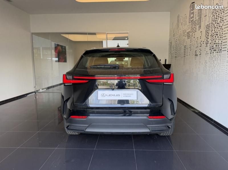 Lexus NX 350h Pack 2WD MY25 (image 2)