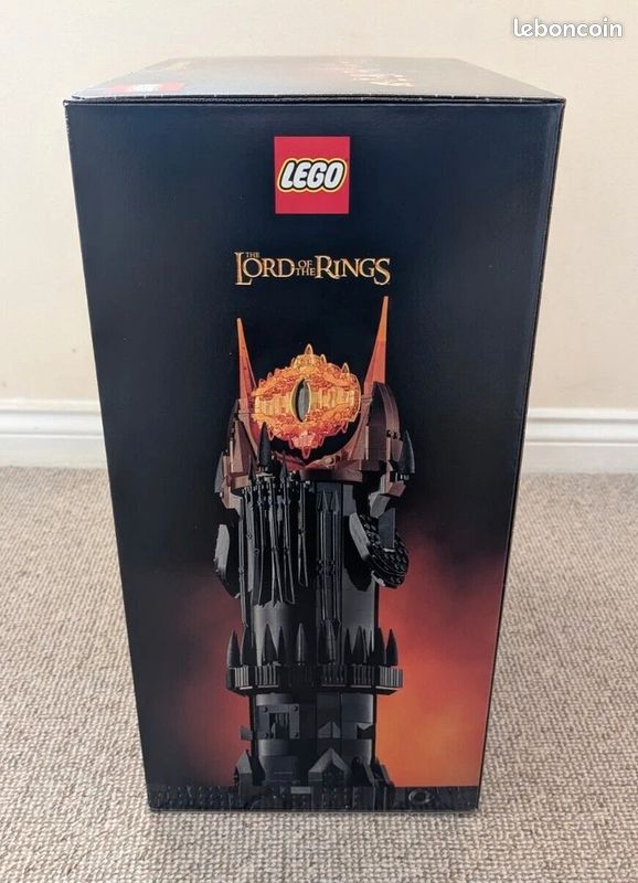 LEGO Icons Le Seigneur des Anneaux Barad-dûr (10333) (image 2)