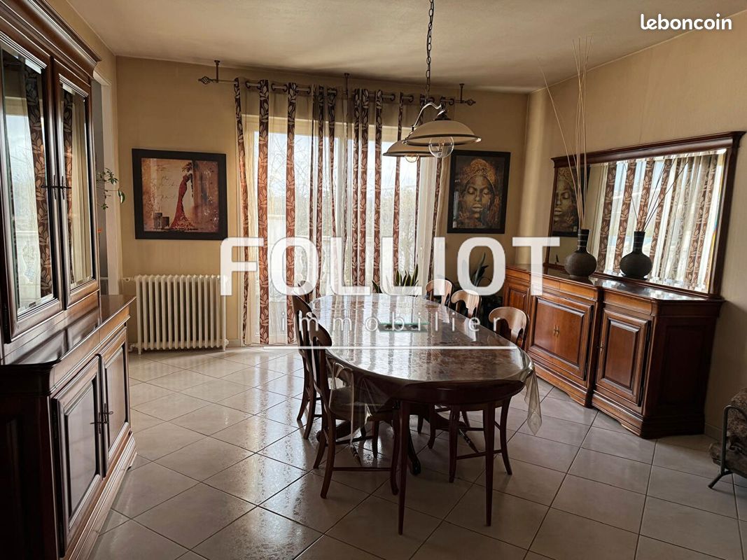 Maison 7 pièces 142 m² · à Torigny-les-Villes · 142 m² · 271 500 €