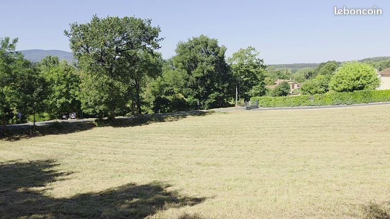 Payrin-Augmontel Terrain de 2 480 m² exposé sud / sud-est avec vue dégagée