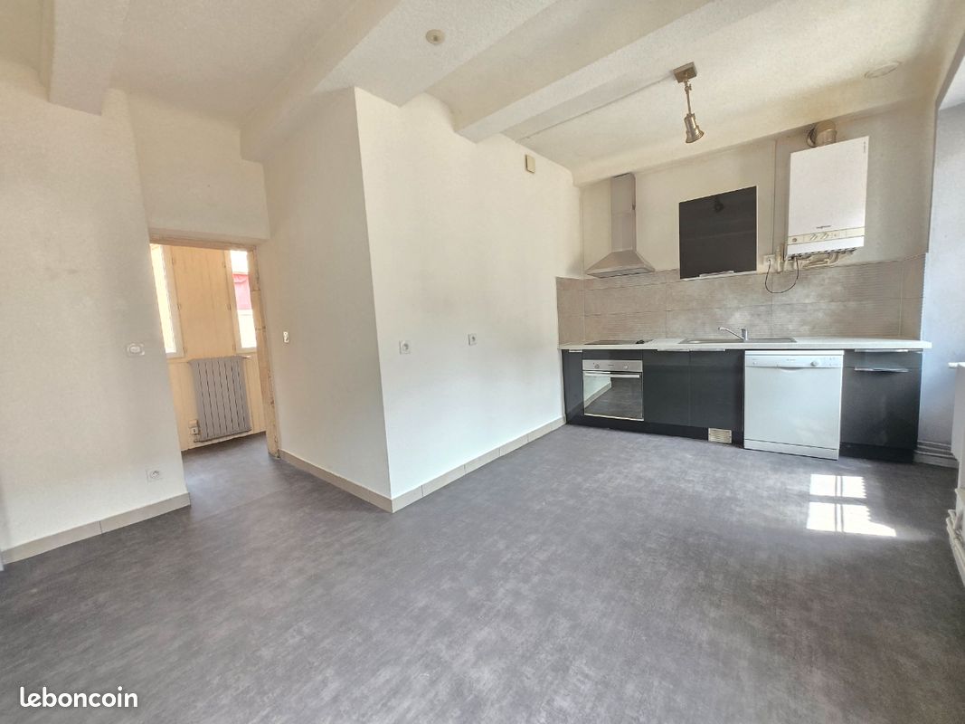 Appartement 2 pièces 55 m² · à Dole · 55 m² · 480 €