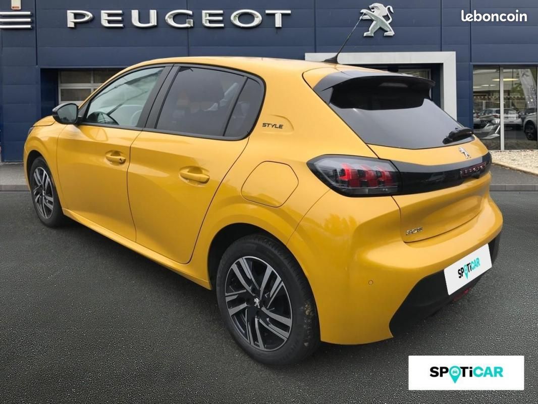 Peugeot 208 PureTech 100 S&S BVM6 Style (image 7)