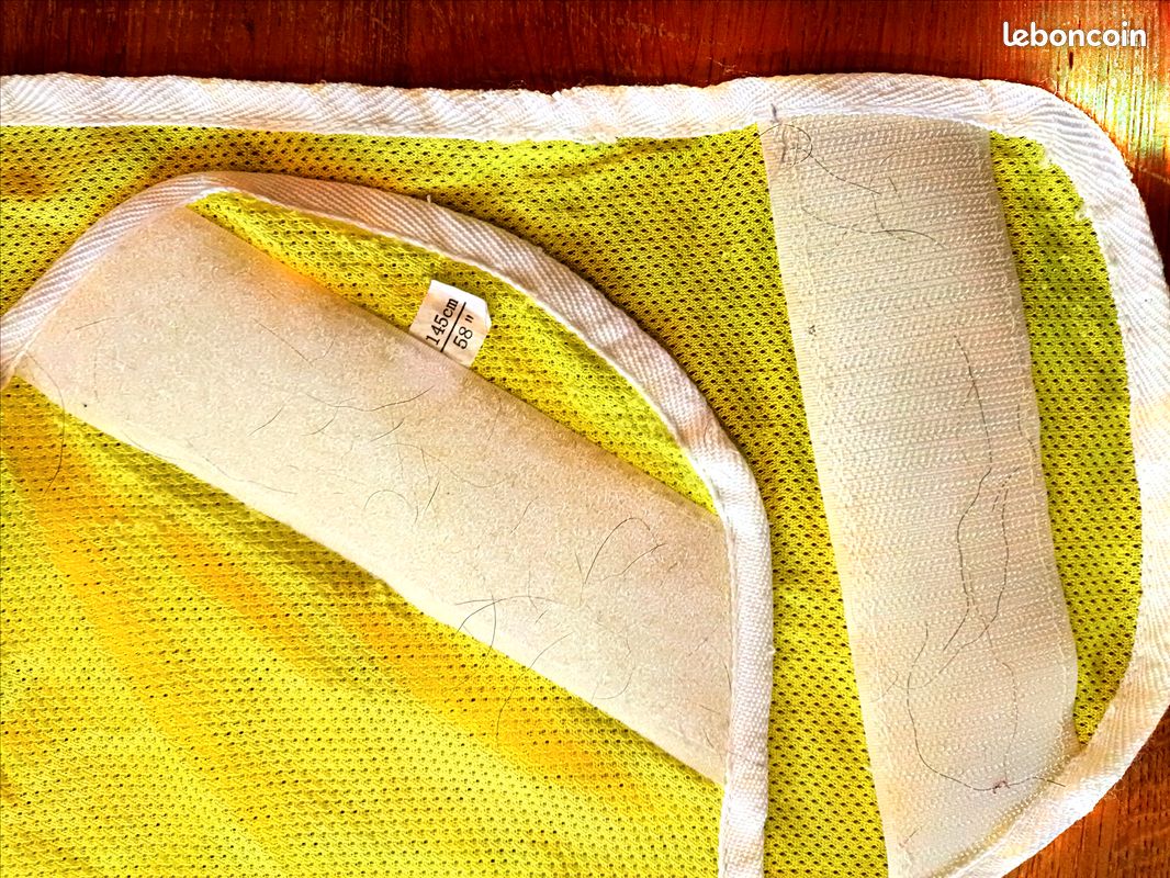 Couverture jaune fluorescente poney taille 145 (image 2)