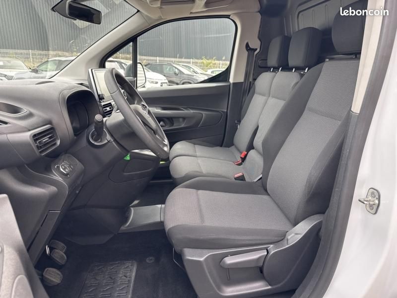 Opel Combo Cargo M 650kg BlueHDi 130ch S&S (image 12)