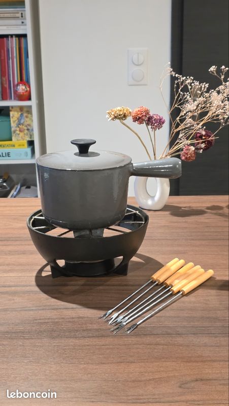 Test : service à fondue en fonte Le Creuset 2 L noir mat