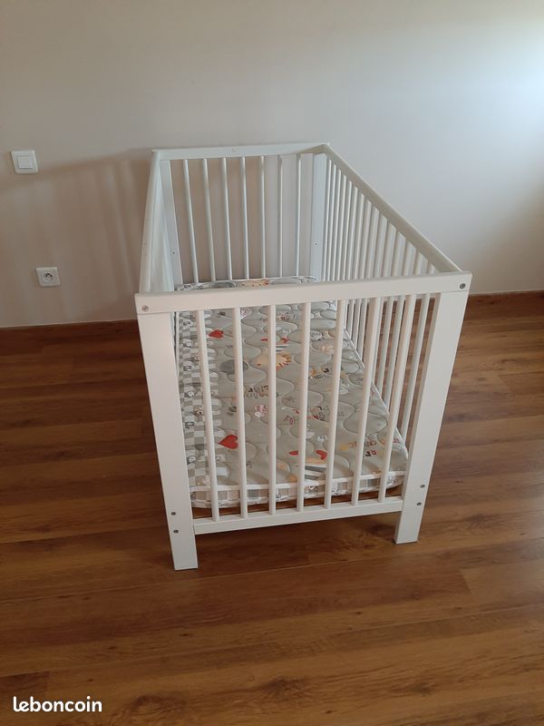 Lit bois enfant (image 1)