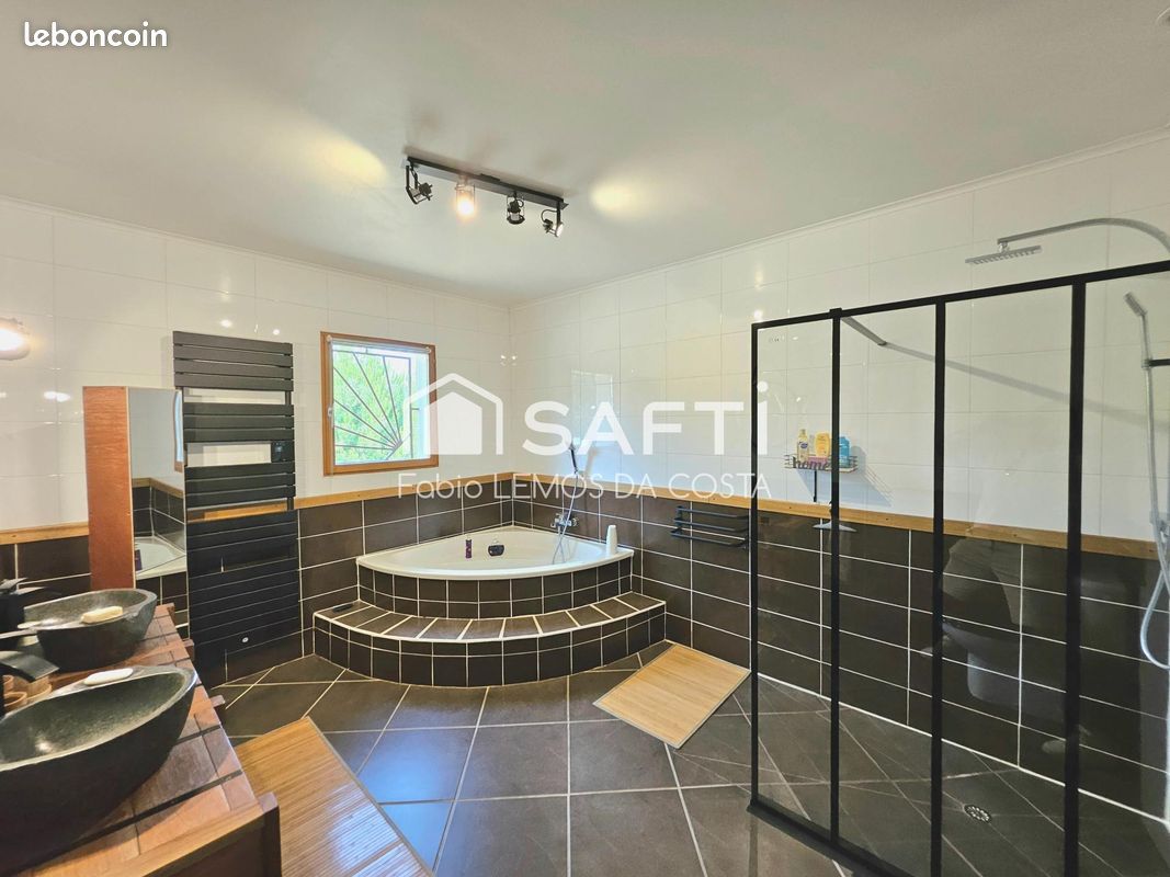 Villa 5 pièces 145 m² (image 12)