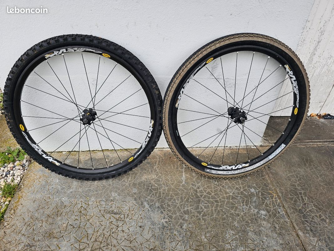 Roue Avant MAVIC CROSSMAX 29" 15x110 mm Boost