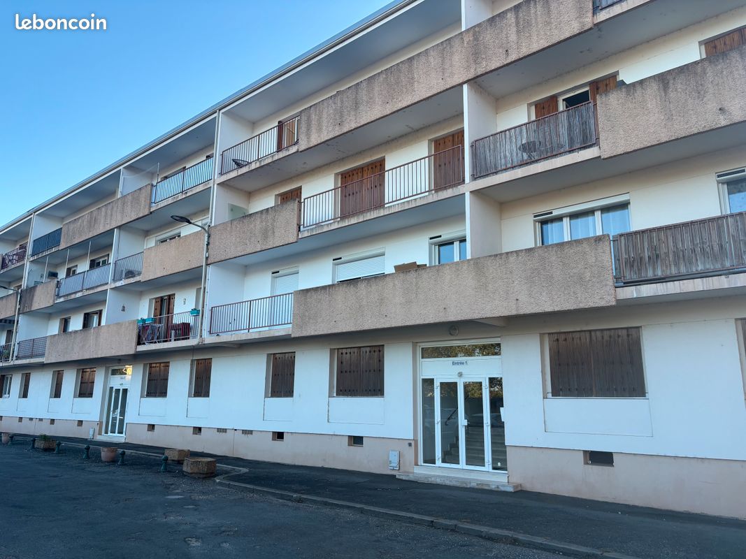 Appartement 3 pièces 66 m² · à Bergerac · 66,1 m² · 66 000 €