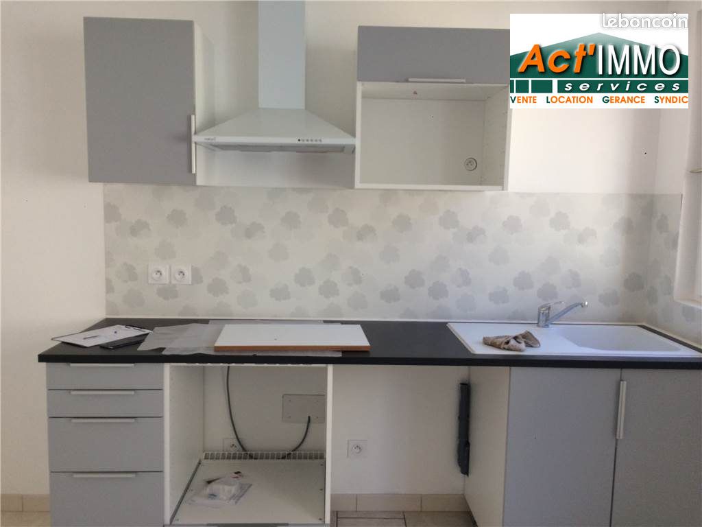 Appartement 1 pièce 29 m² · à Miramas · 29 m² · 490 €/mois