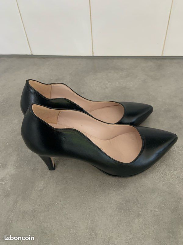 Escarpins Satin Noir Et Tissu - Pointure 37, Talons Très Hauts, Occasion