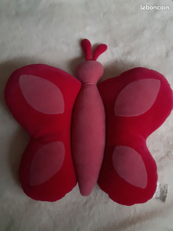 Peluche papillon rose très bon état (image 3)
