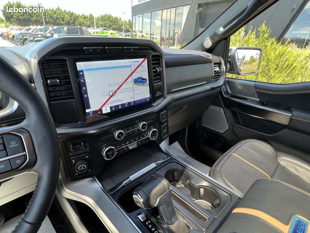FORD F150 Supercrew PLATINUM 4x4 (image 17)