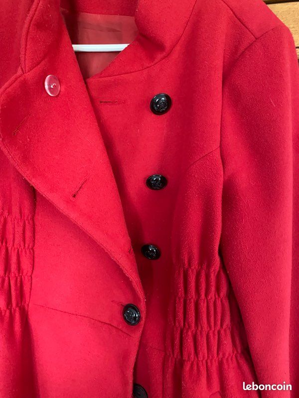 Manteau rouge (image 2)