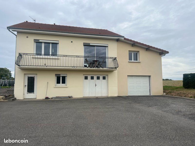 Maison 4 pièces 122 m² · à Cognac-la-Forêt · 122 m² · 170 000 €