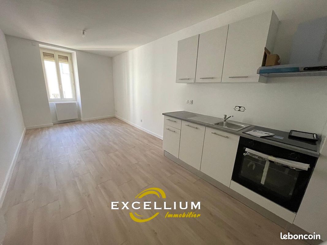 Appartement 3 pièces 66 m² · à Villefranche-sur-Saône · 66 m² · 160 000 €