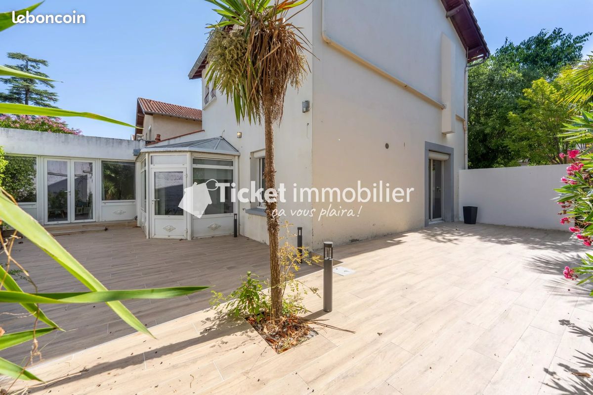 Maison 7 pièces 183 m² · à Toulouse · 183 m² · 645 000 €