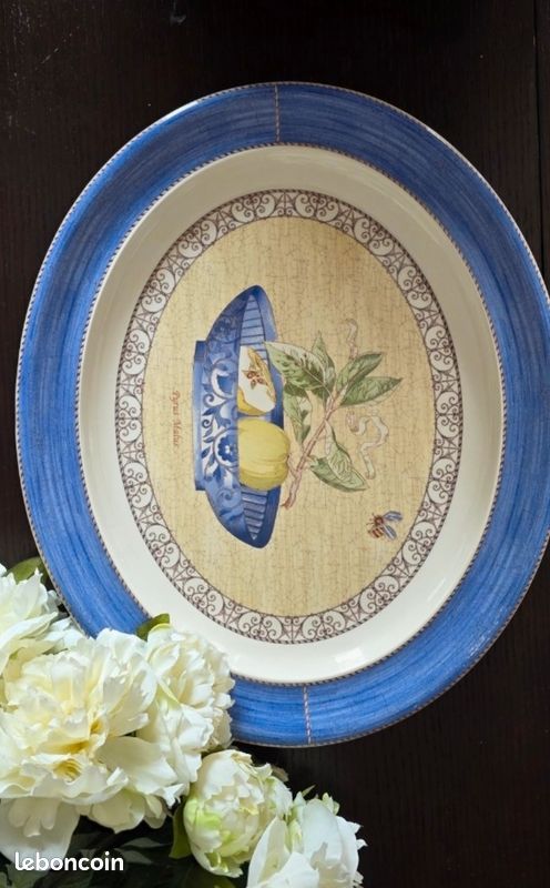 Grand plat Sarah's Garden Wedgwood (image 1)