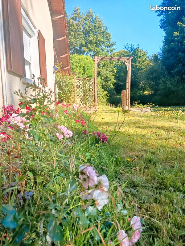 Maison 4 pièces 91 m² · à Saint-Saud-Lacoussière · 91 m² · 160 000 €