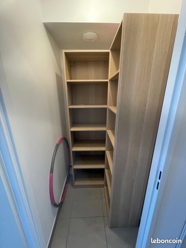 Dressing ikea chêne clair très bon état (image 2)