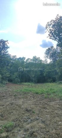 Terrain 1 748 m² Montdurausse