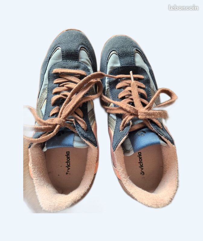 Chaussures VICTORIA (image 1)