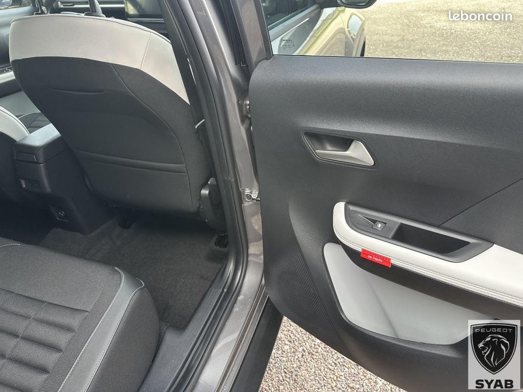 Citroën C3 AIRCROSS 2024 1.2I HYBRIDE 145 BVR MAX (image 12)