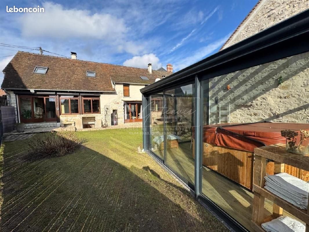 Maison 5 pièces 150 m² · à Oncy-sur-École · 150 m² · 399 000 €