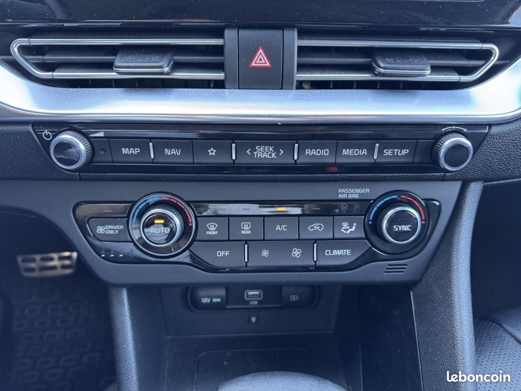 Kia Niro 1.6 GDi 105ch ISG + électrique 43.5ch Premium DCT6 (image 24)