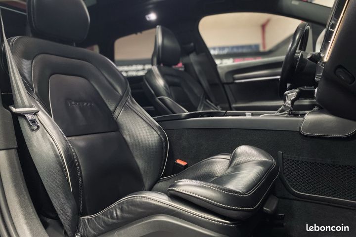Volvo V90 II D5 235ch AWD Geartonic 8 R-Design Full option Garantie 12 mois (image 9)