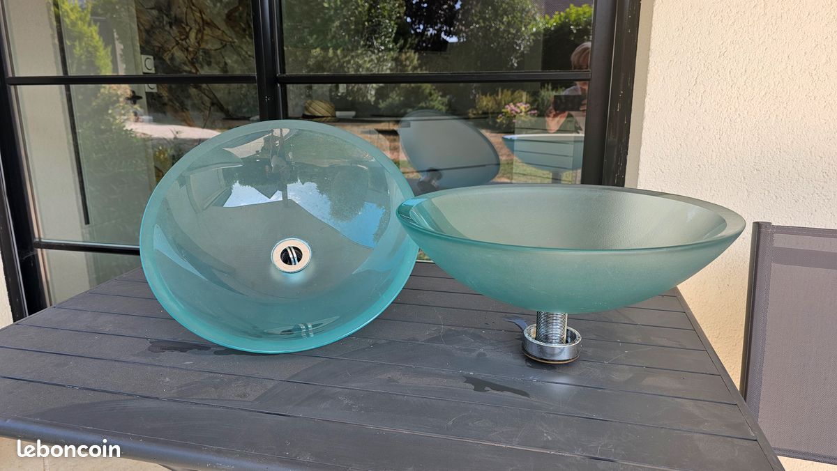 Vasques en verre (image 1)