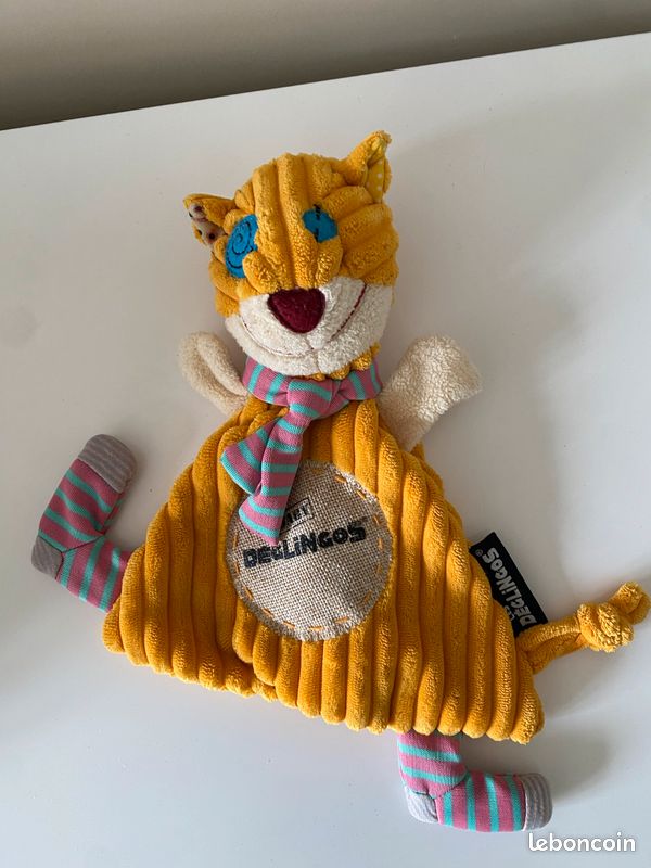 Doudou chat délingos (image 1)