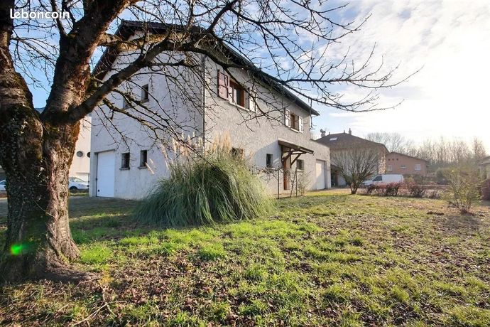 Maison 6 pièces 208 m²