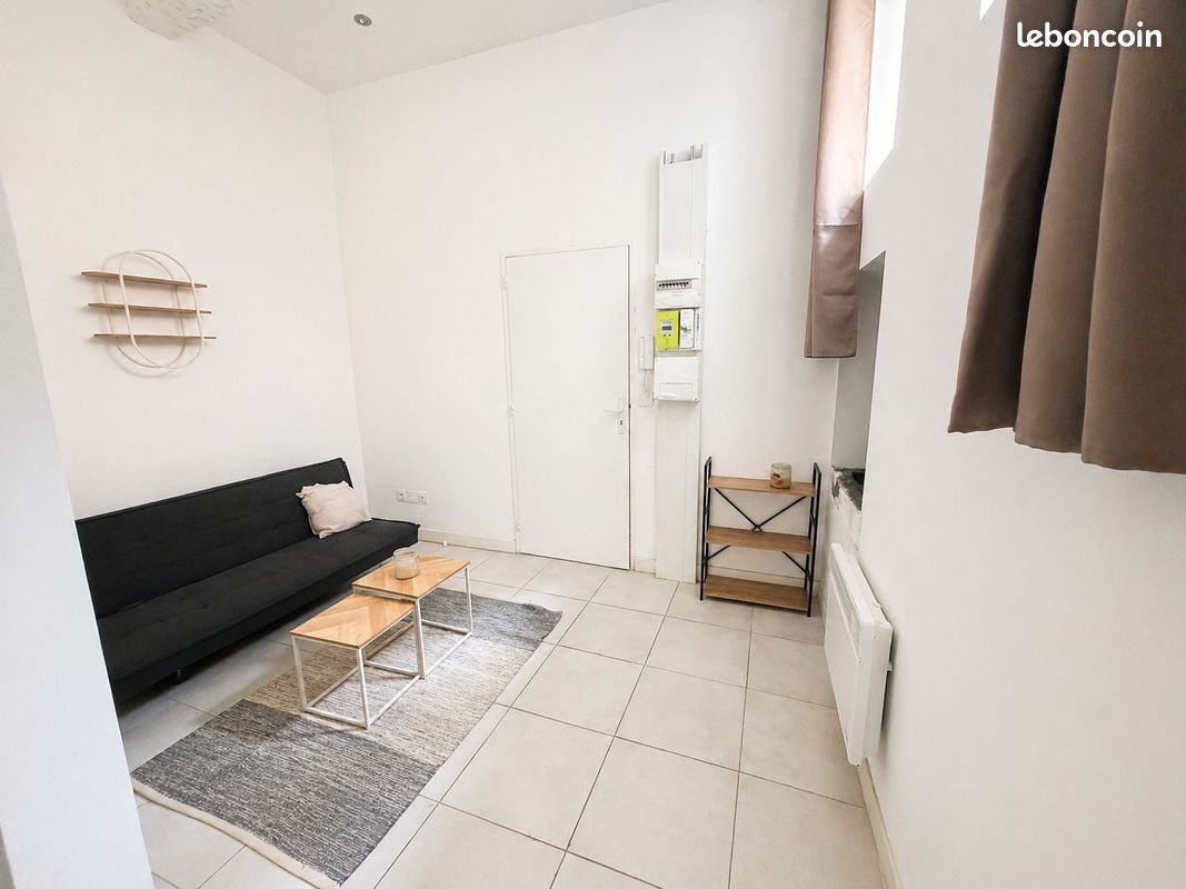 Appartement 1 pièce 17 m² · à Béziers · 16,8 m² · 360 €/mois