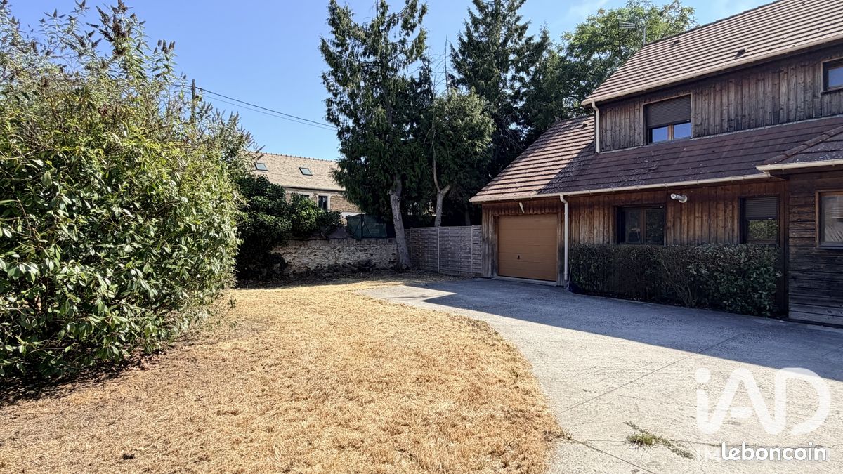 Maison 5 pièces 98 m² · à Sivry-Courtry · 98 m² · 240 000 €
