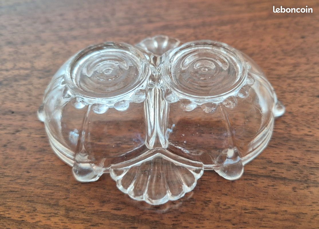 Saleron verre moulé 2 compartiments