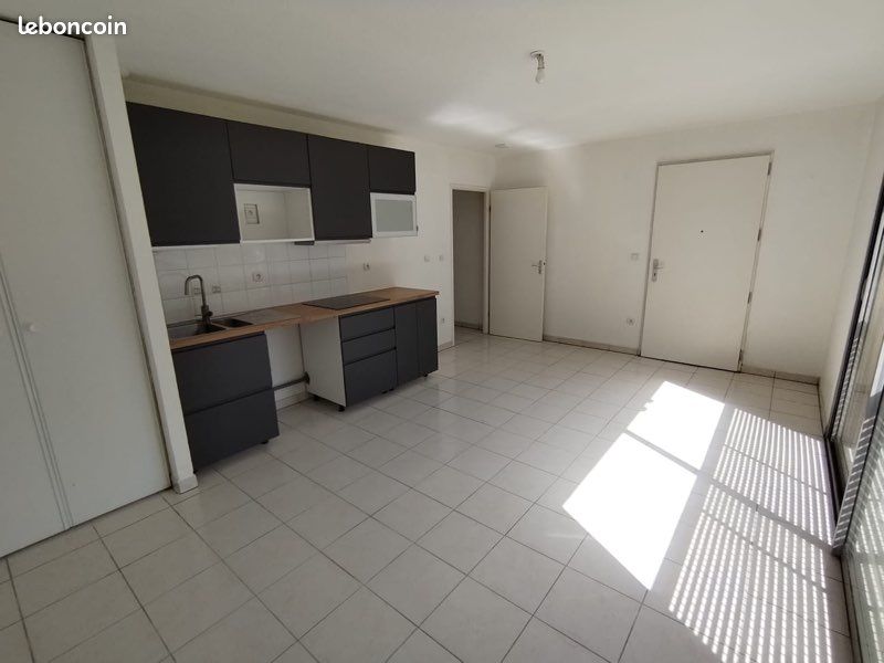 Parking 43 m² · à Toulouse · 43 m² · 700 €/mois